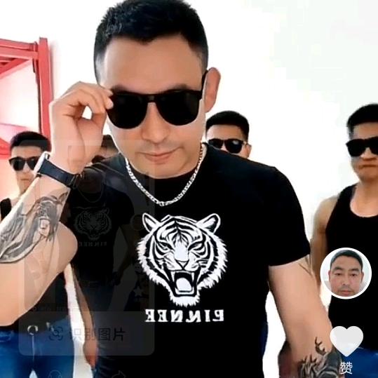 阿震车行电动，休闲，三轮四轮车，麻将机。