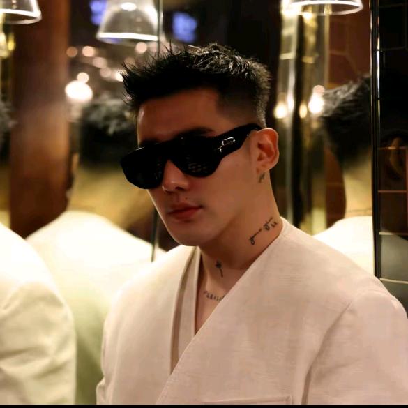 杨圣坤时尚潮流