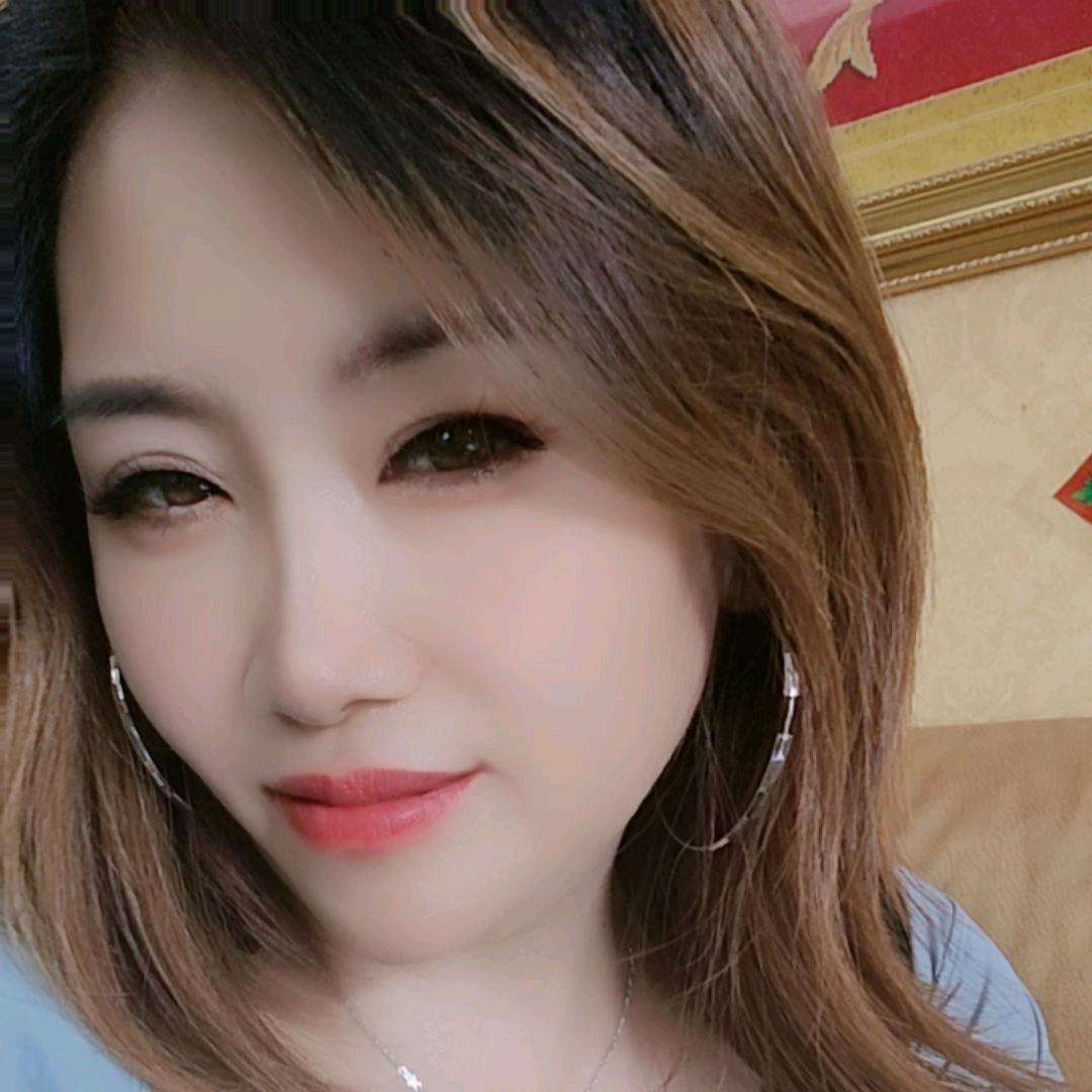 何晓蓉75年的🐰🐰