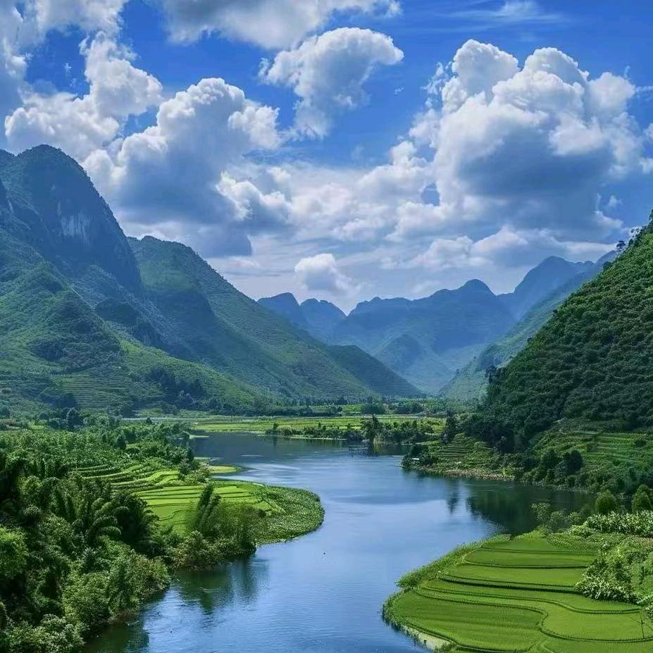 国旅行走山河