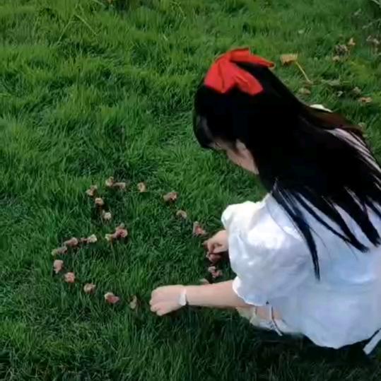 💞༊ღ᭄泪刺痛了眼꧔ꦿ᭄💞