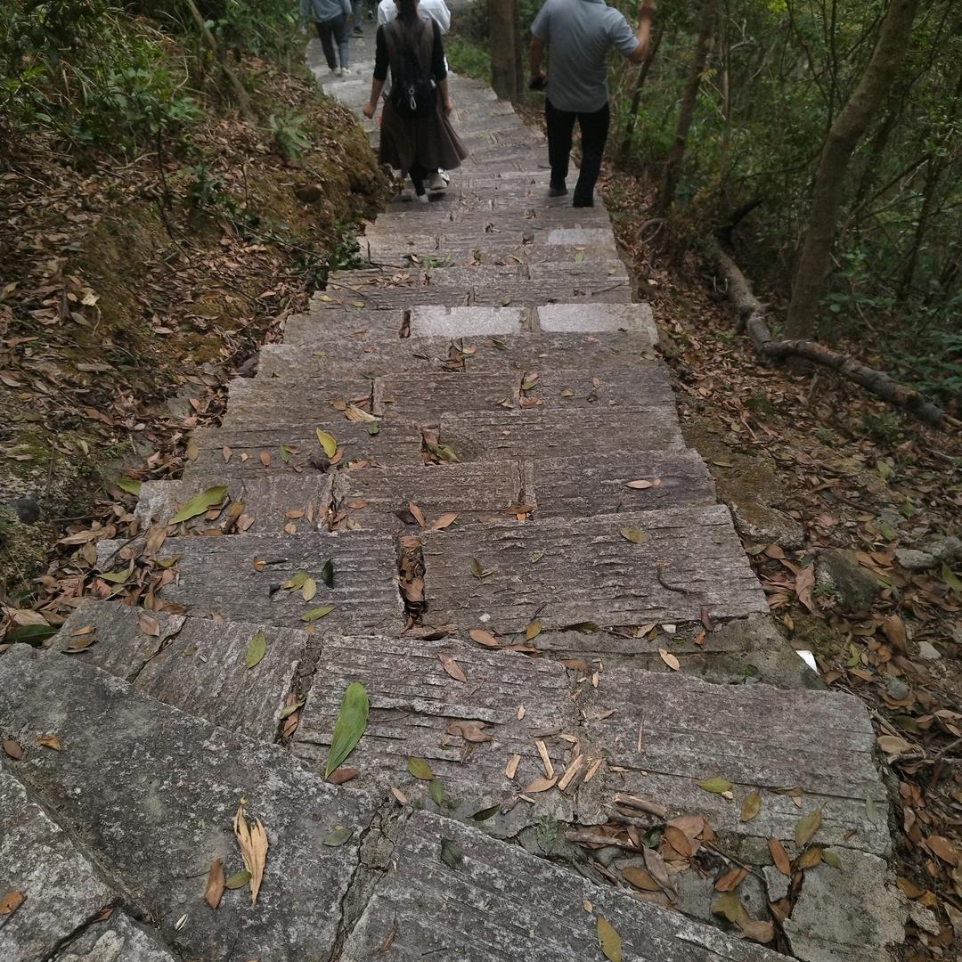 小飞是一个小气鬼啊