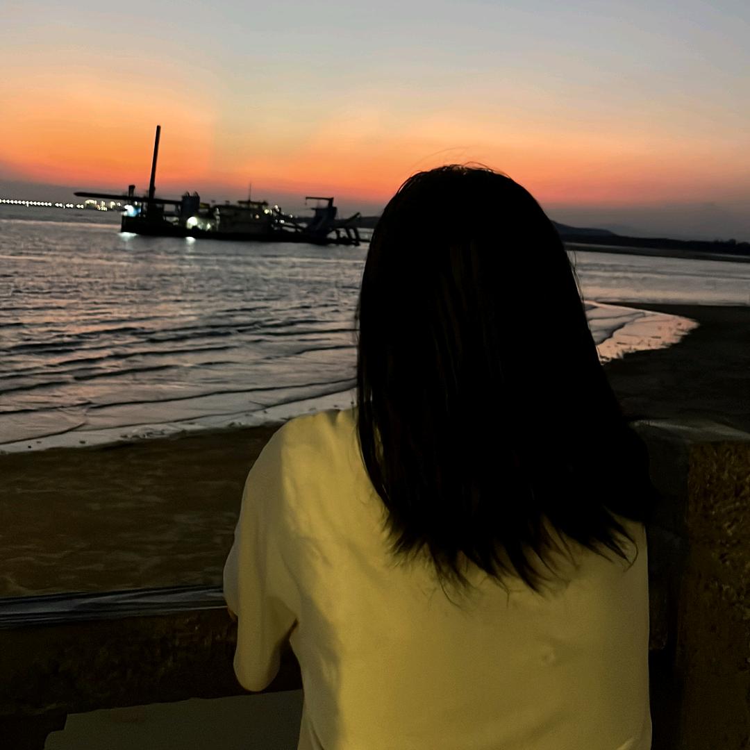 锦鲤附体的小妹纸