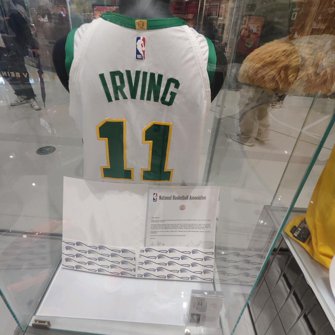 被欧文隔扣11次（见过拉塞尔版）