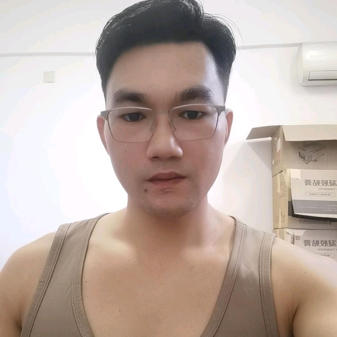 披星戴月。