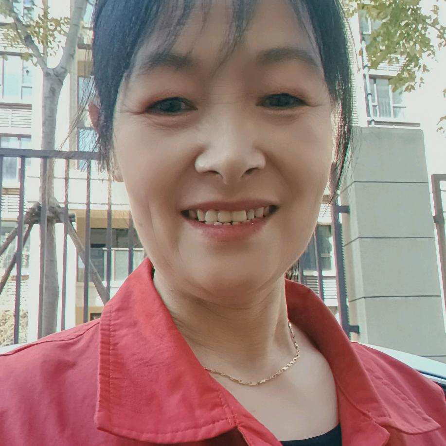 小燕子爱跳舞