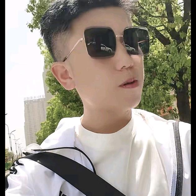用√户