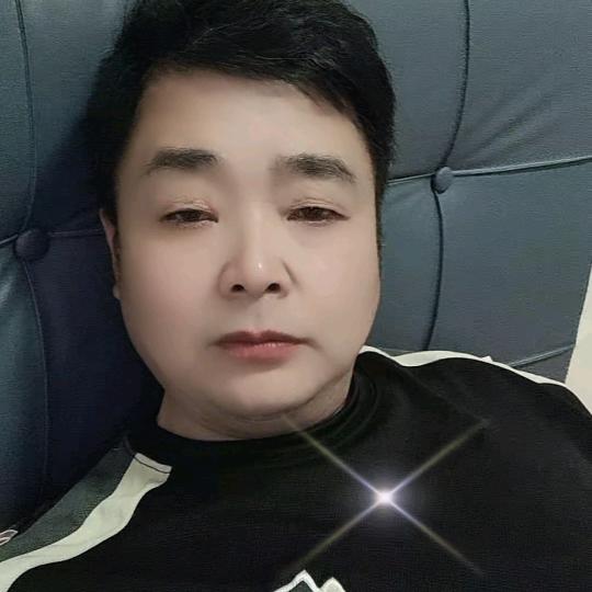 🧛‍♂️山谷思念✈️✈️✈️