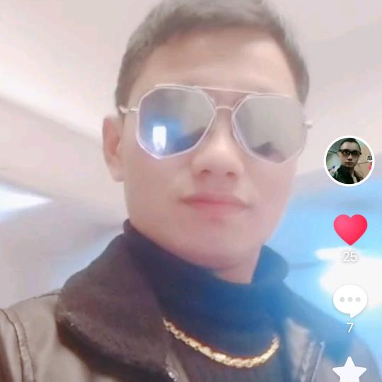 人间有爱春风暖