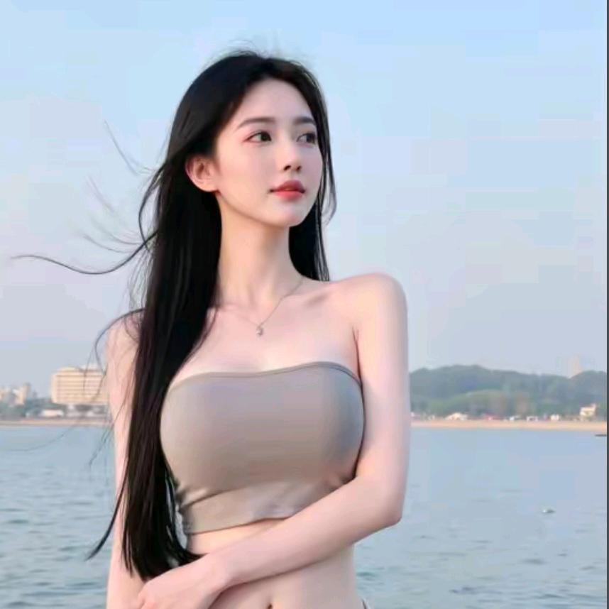 三画面太阳能监控工厂