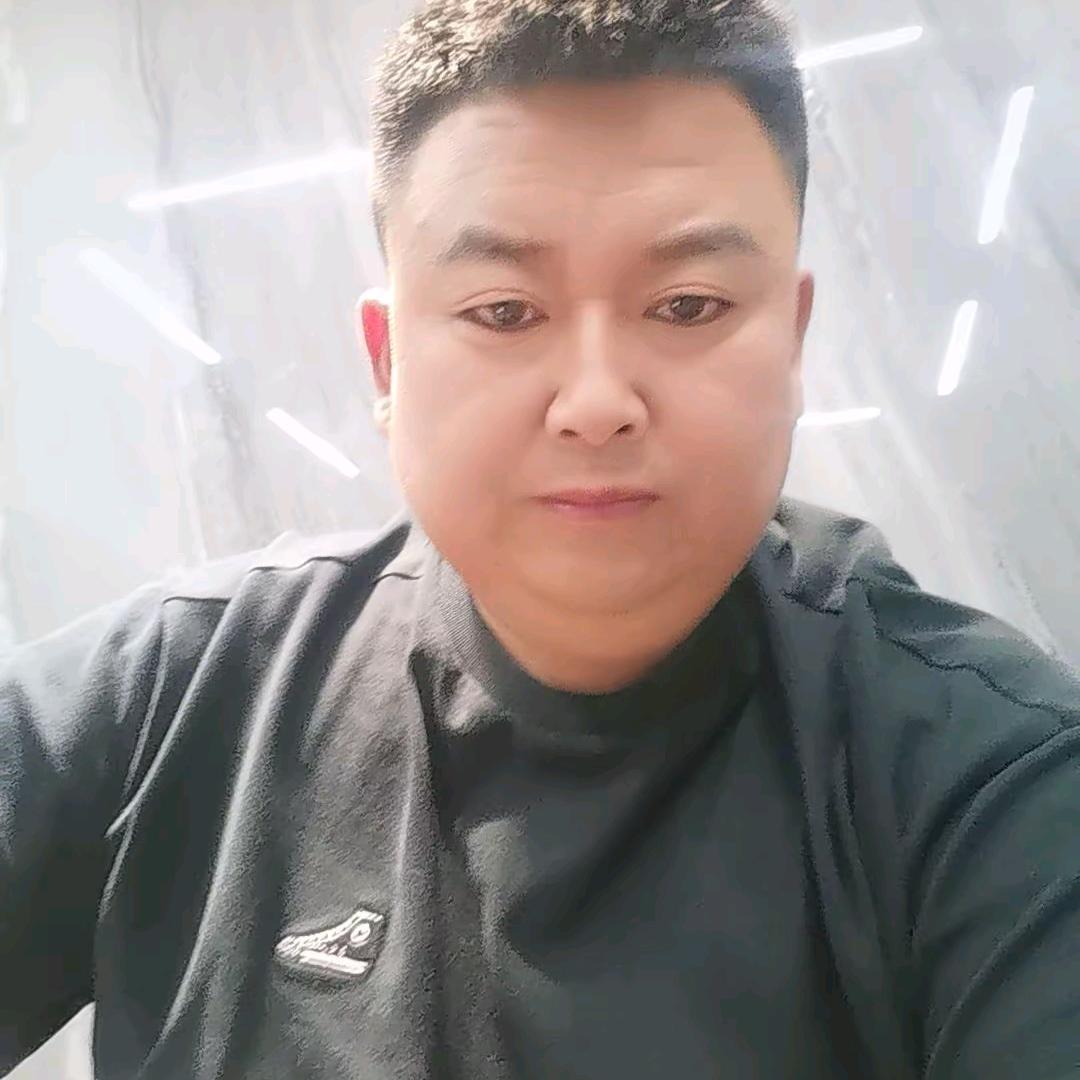 长岭冠珠瓷砖顺辉瓷砖批发瓷砖小胖装潢