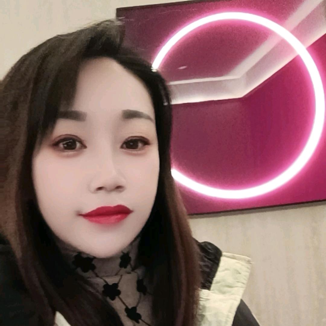 小姐姐天天开心👭