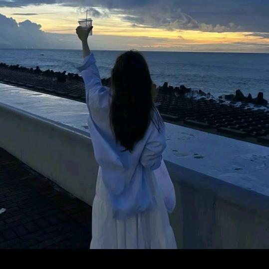 ๓᭄ꦿ情深有几许࿐