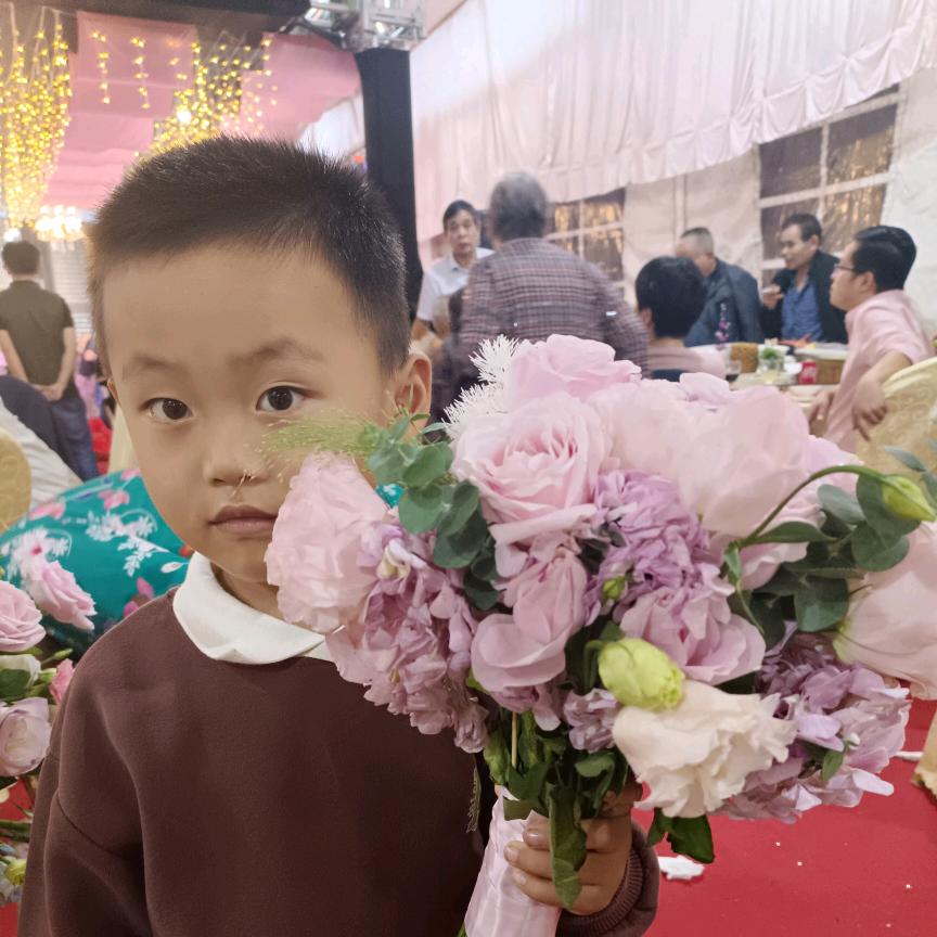 玲玲
