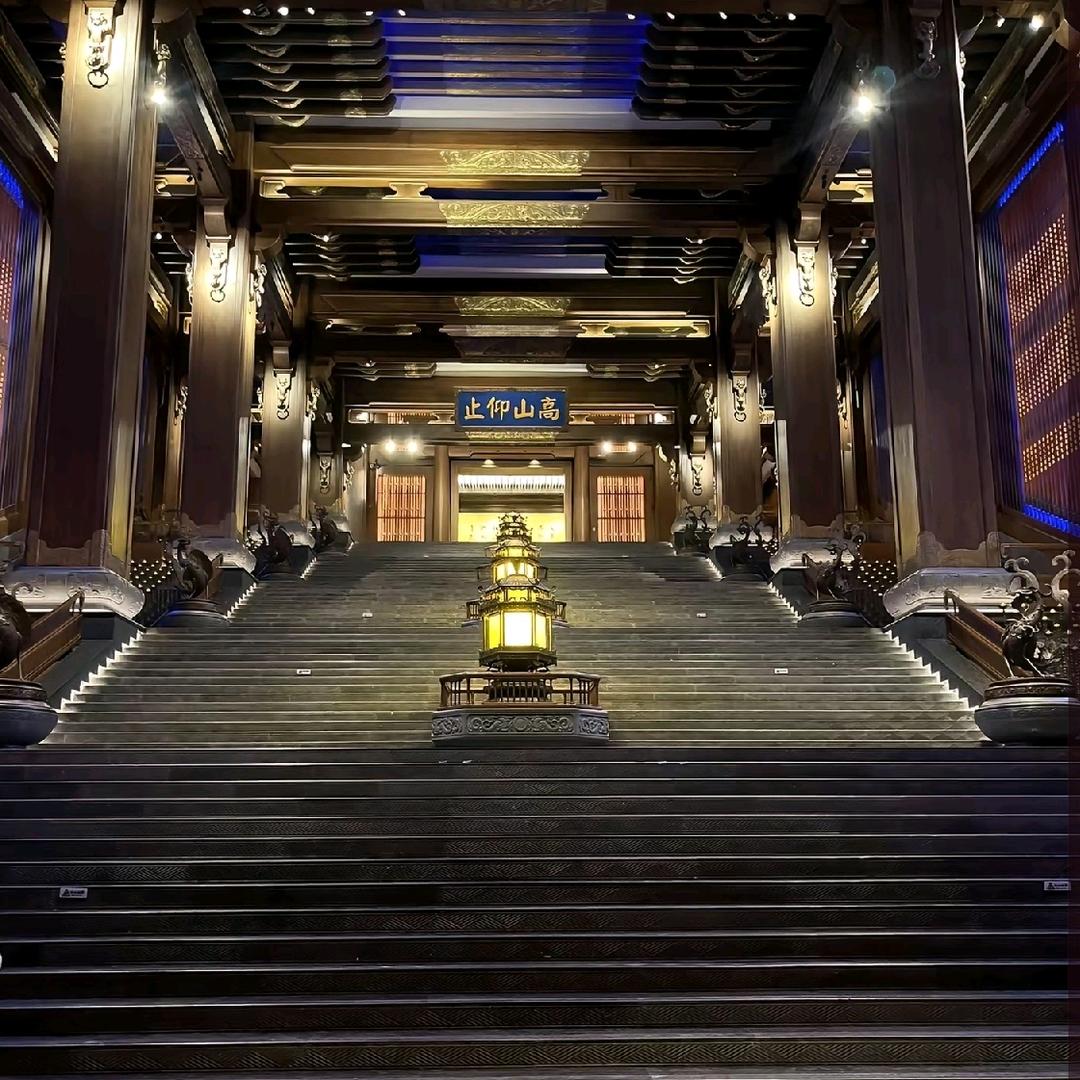 アク不如他ナヒン