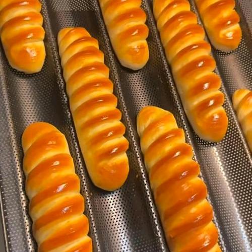 爱吃糖的毛毛虫