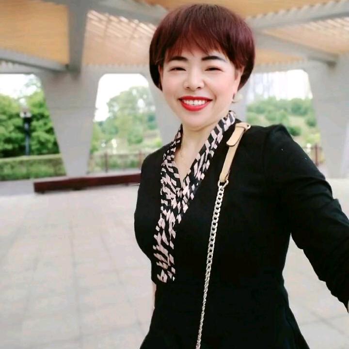 蓝色妖姬