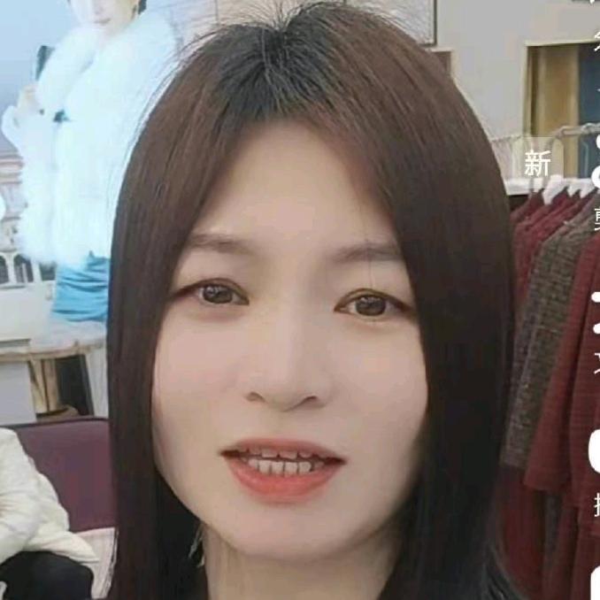 辉辉💕