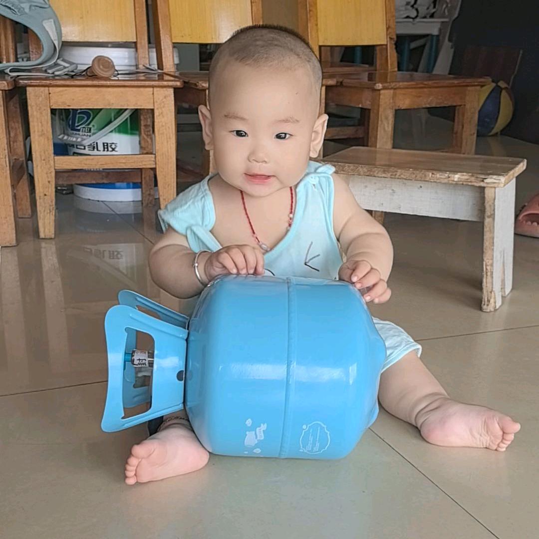 小糖果♥(｡￫v￩｡)♥