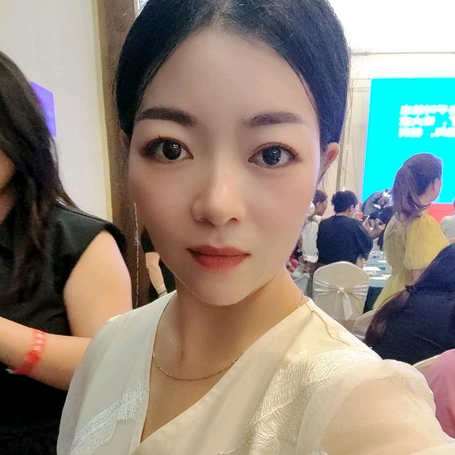 美业人纯纯