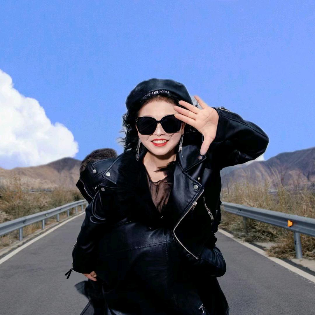 我的微笑纯属礼貌（有关必回）