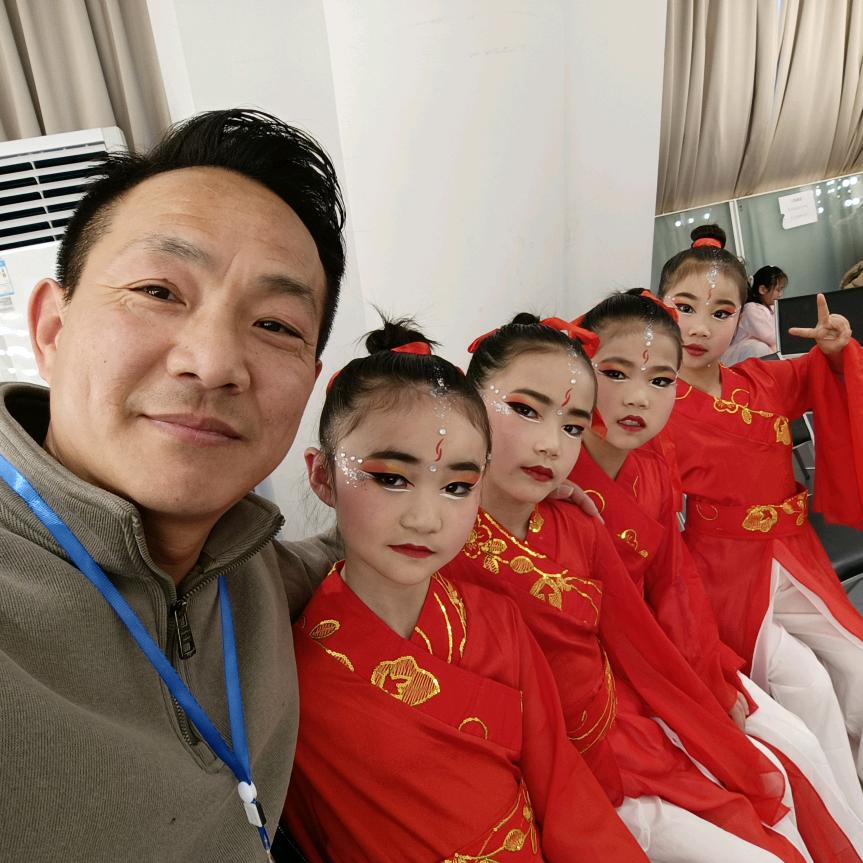 阜阳教武术散打的张教练