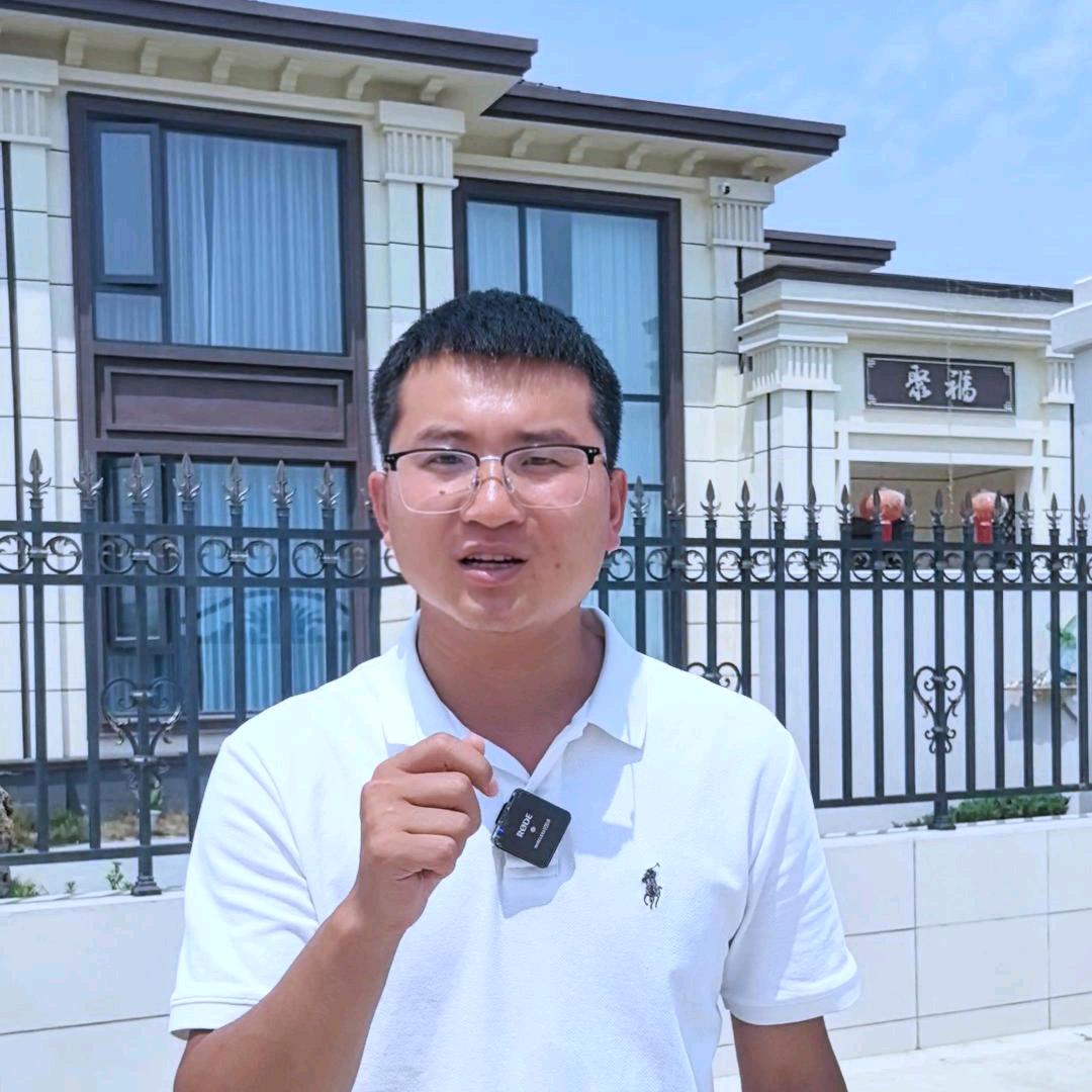 小刘建房