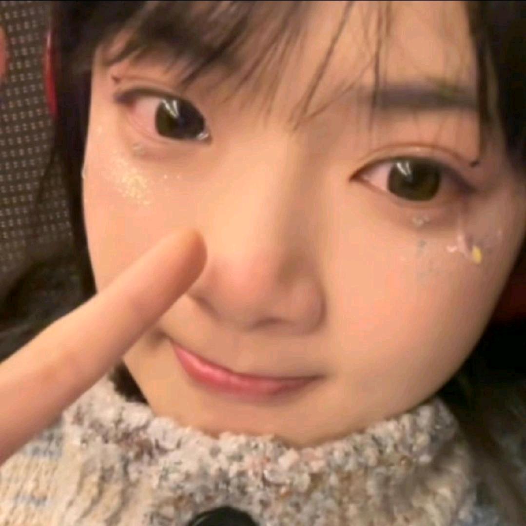 打工人ʕ•̫͡•ʔ一八零松松     ✨