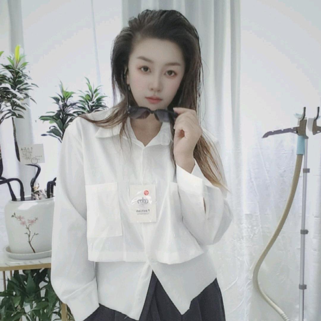 心心女装穿搭