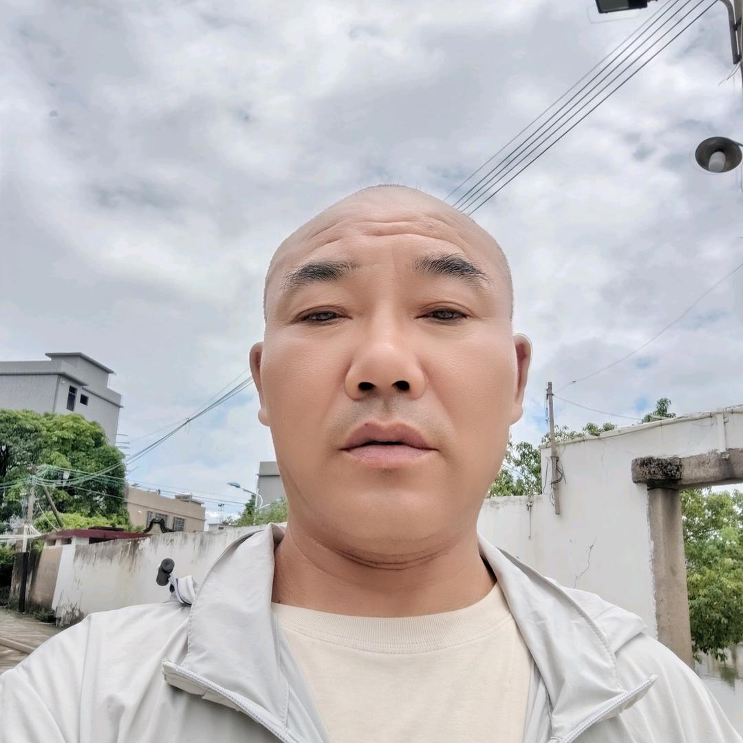 振兴哥：晚21点10分开播
