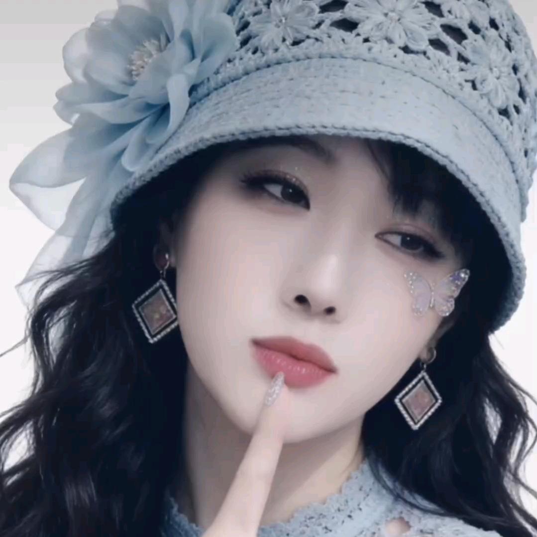 @新月@头像