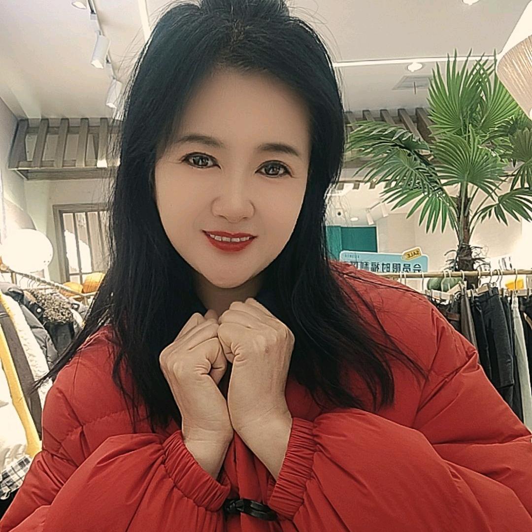 泾环南路阿凡卓    霞霞