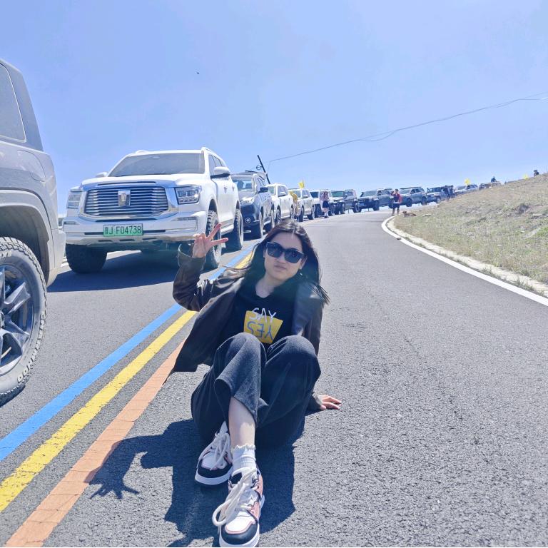 刘伶醉哐呲狂吃