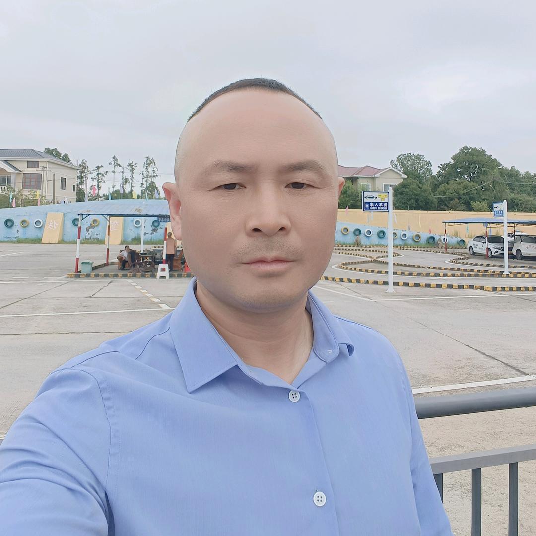 永鸿驾校雄霸哥