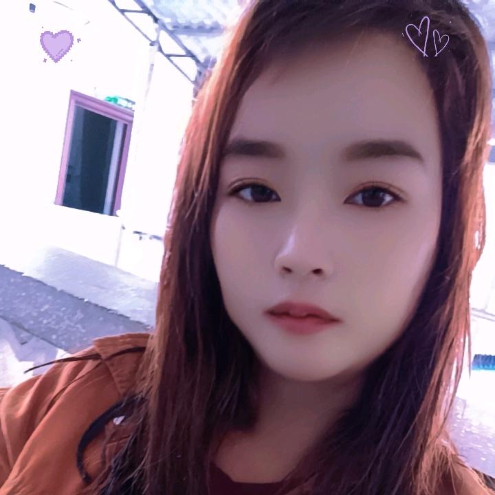 一个人很孤单的。