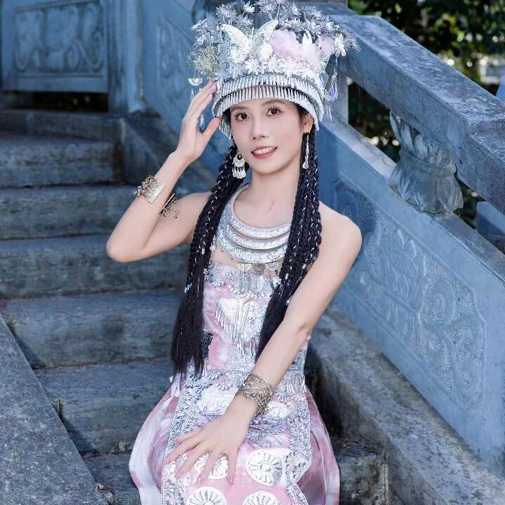 别问姐姐多少岁？姐姐十八岁