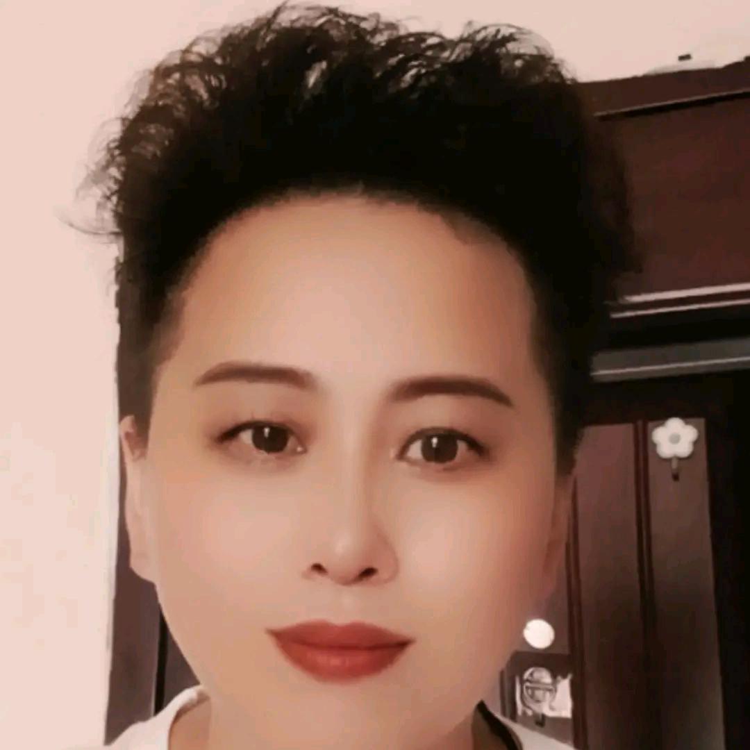 爱是砒霜，情是鹤顶红。
