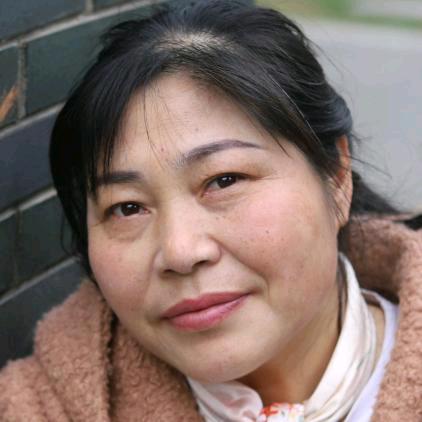 ’焕焕妈走路直播间加聊天加带货