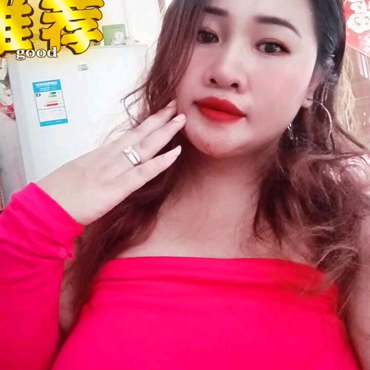 微胖极品女人喜欢跳舞DJ音乐