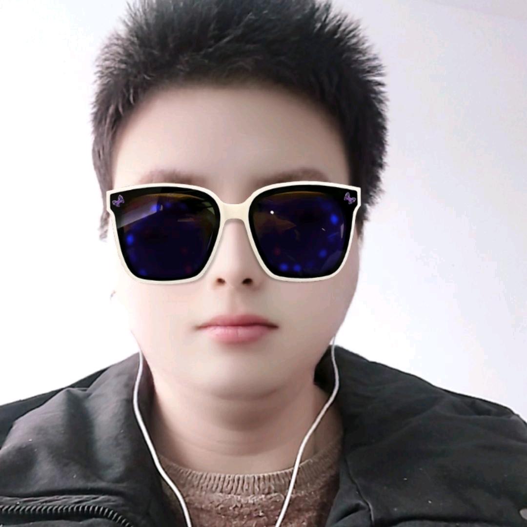 男人就是单身一个人，想找一个美女，