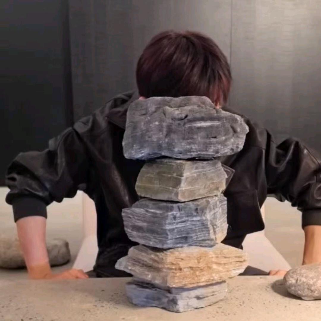 小烊千千