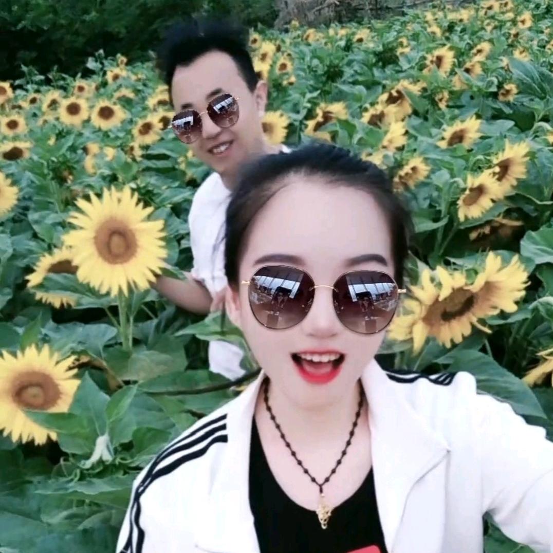 商贸城爱威博男装一区十二道1521