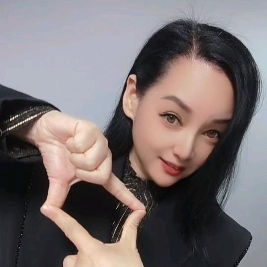 五姐（好物在橱窗）