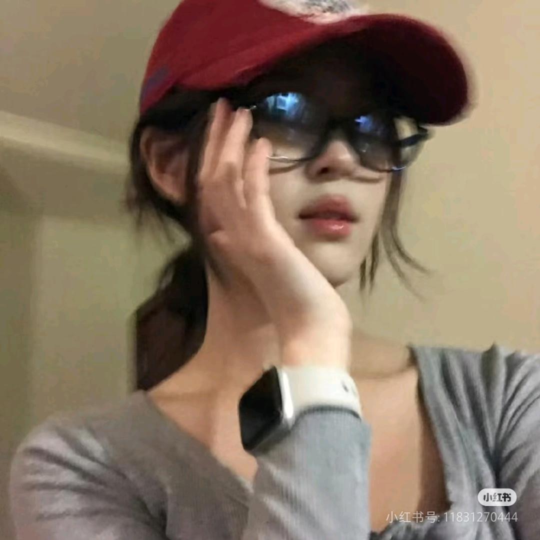 怡怡吖～