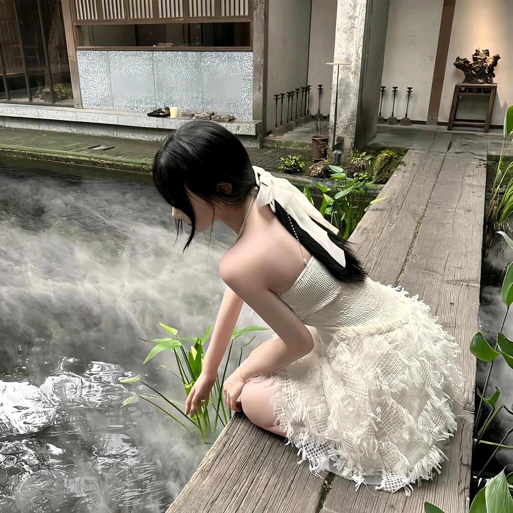 小姬诗吖