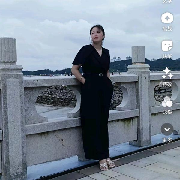 🍃诗和远方，曼悦怜连锁店