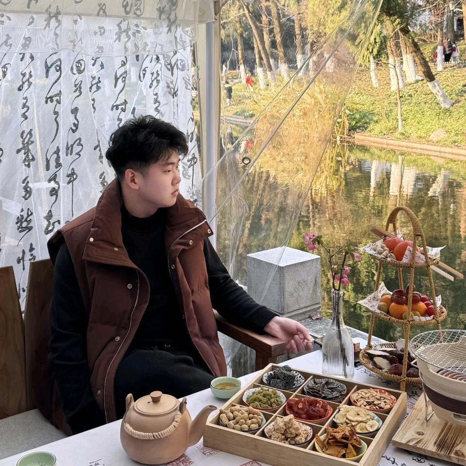 小荣