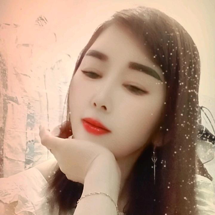 蓝天白云🦋🦋🦋🍎