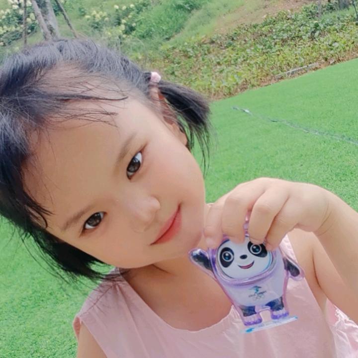 思雨&籽菡꧁꧂🍒🌺 