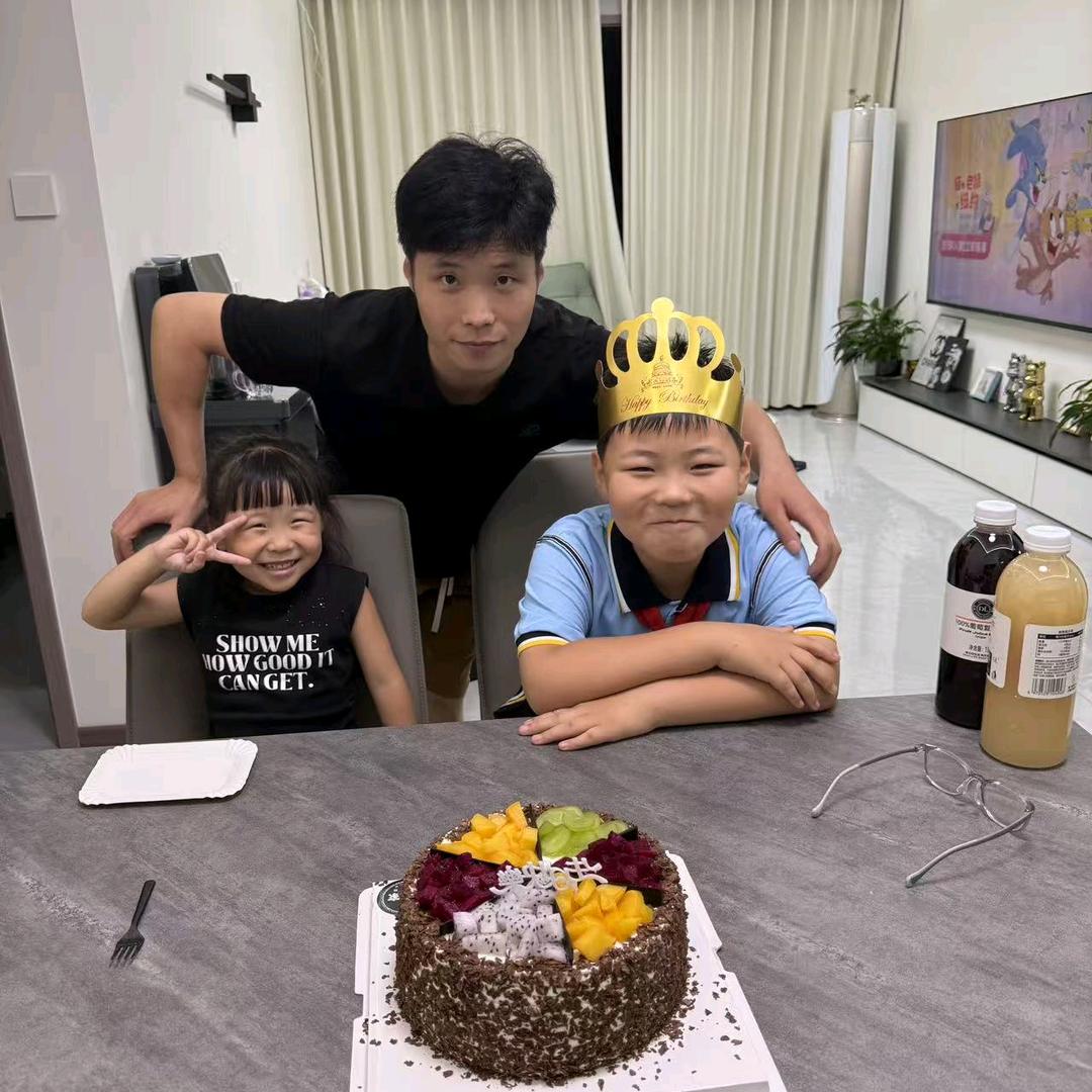 聚星维纳斯小明